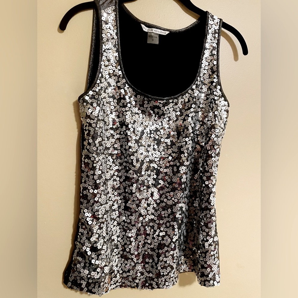 Peter Nygard Holiday top. Sleeveless